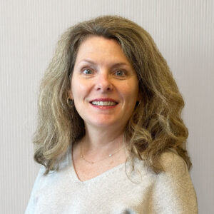 Laura Geltch headshot